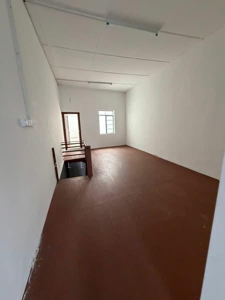 George Town - 4