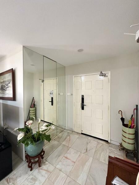 Aloha Tower Condominium - 1