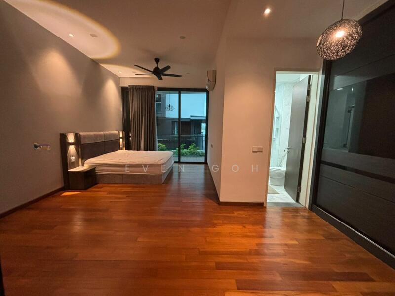 The Light Collection IV - 5