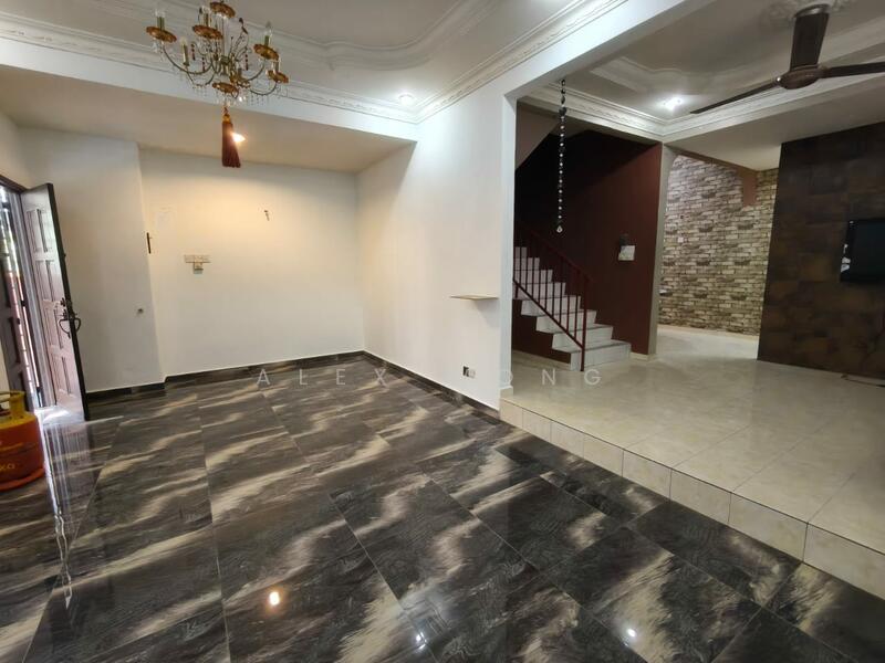 Double Storey Semi D at Bayan Lepas - 1