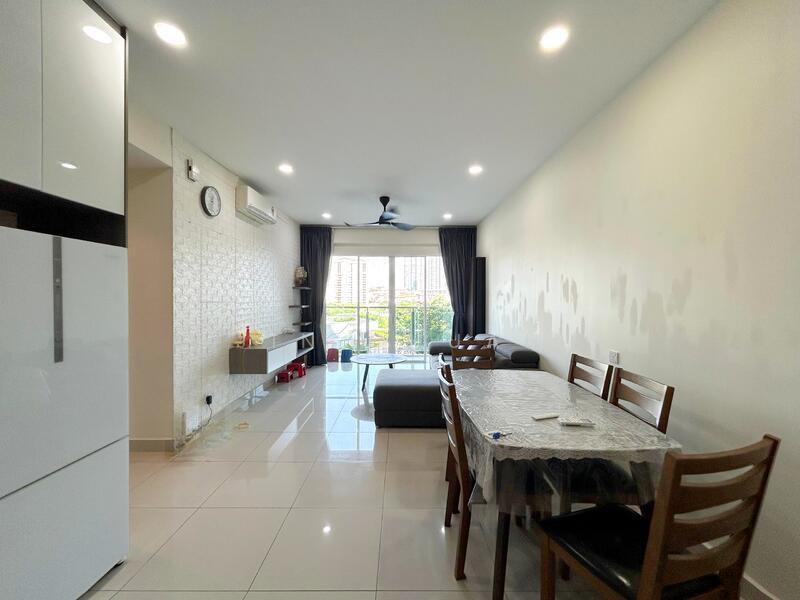 Tropicana Bay Residences - 1