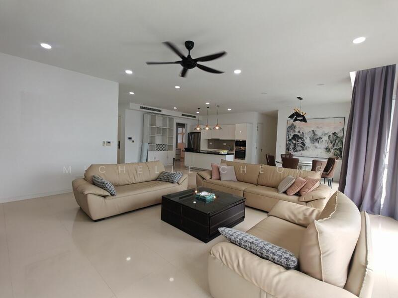Pavilion Hilltop - 2
