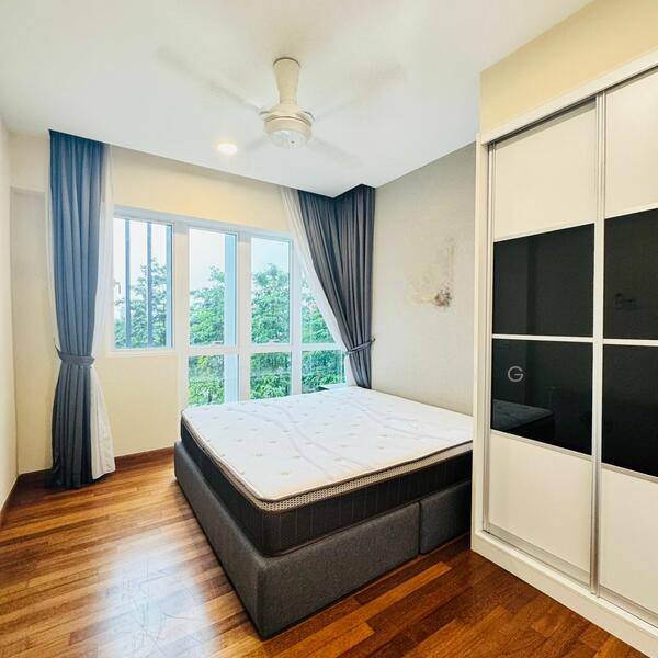 Medini Signature - 4