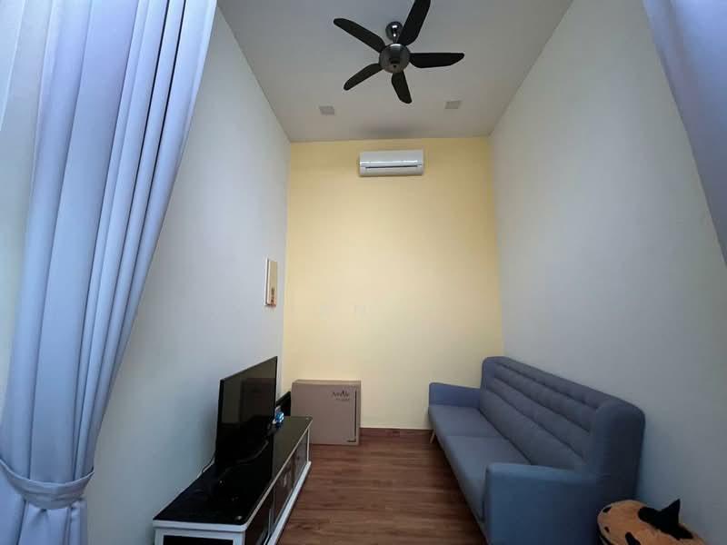 Emerald Residenz @ Bandar Baru Seri Alam - 2