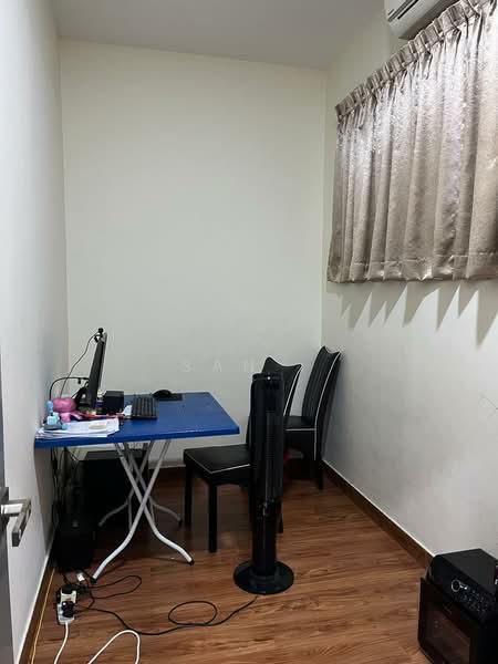 Emerald Residenz @ Bandar Baru Seri Alam - 4