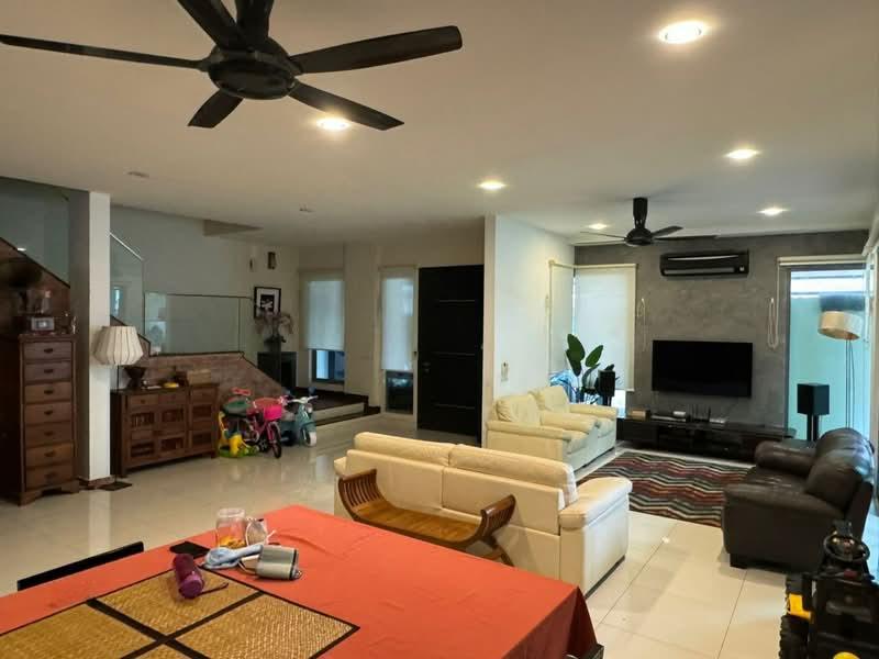 Bangi Lakehill Villa, Seksyen 6, Bandar Baru Bangi - 1