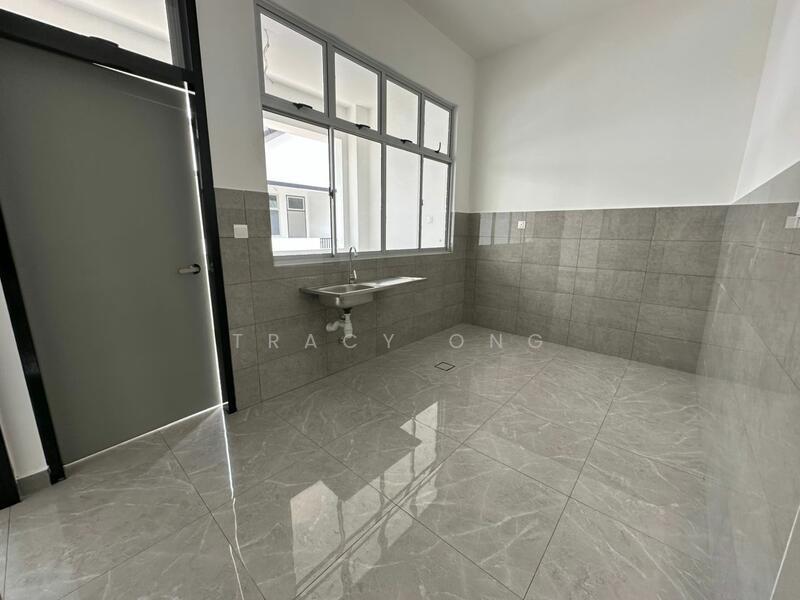 Iconia Garden Residence - 2