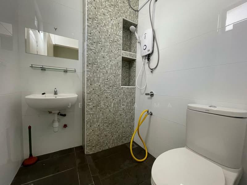 26th Avenue, Bukit Indah - 4