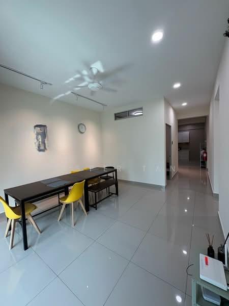 Sg Long Residence - 2