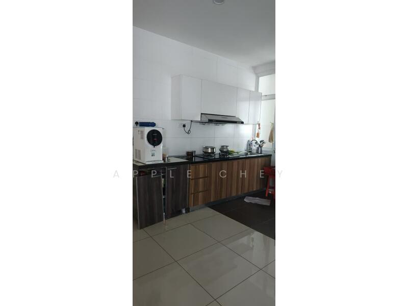 M Condominium @ Larkin - 4