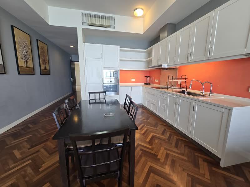 Quayside Seafront Resort Condominiums - 2