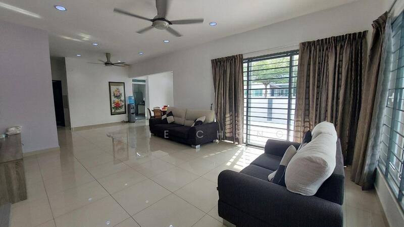 Botani Seri Sutera Double Storey Corner House Fully Furnished For Sale - 4