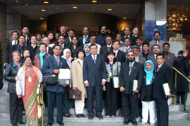 DXN Holdings Berhad image 2