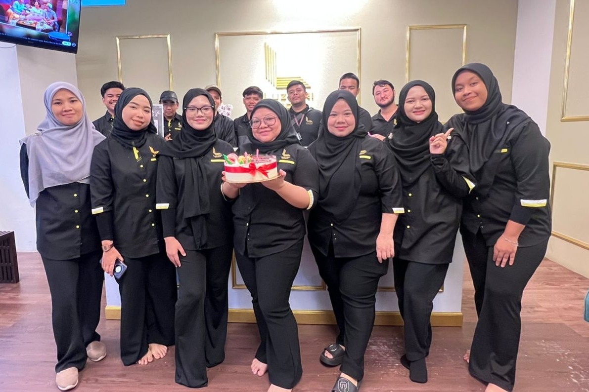 LUZZERI GROUP SDN BHD - Image 1